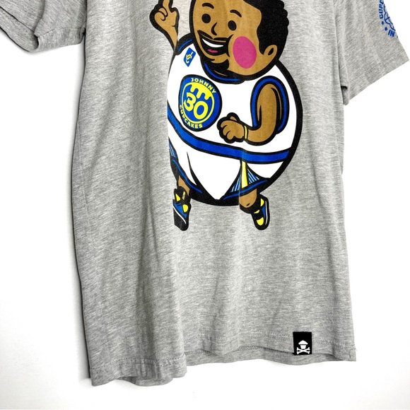 JOHNNY CUPCAKES STEPH CURRY Big Kid MVP Golden State Warriors #30 Graphic Tee - Picture 3 of 12
